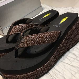 Volatile Shoes - Volatile wedge flip flopped Volatile Shoes - Volatile wedge flip flopped